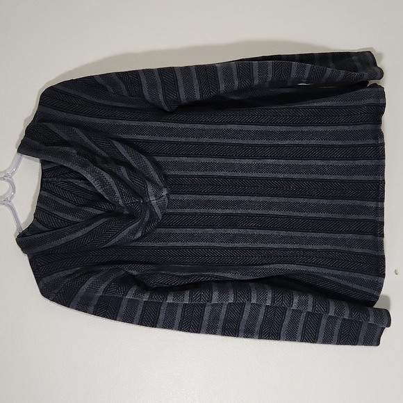 American Rag long-sleeved poncho hoodie Size Large Unisex Grey and Black - Picture 7 of 9